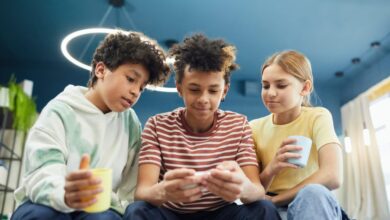 les 7 risques majeurs auxquels les enfants font face sur Internet